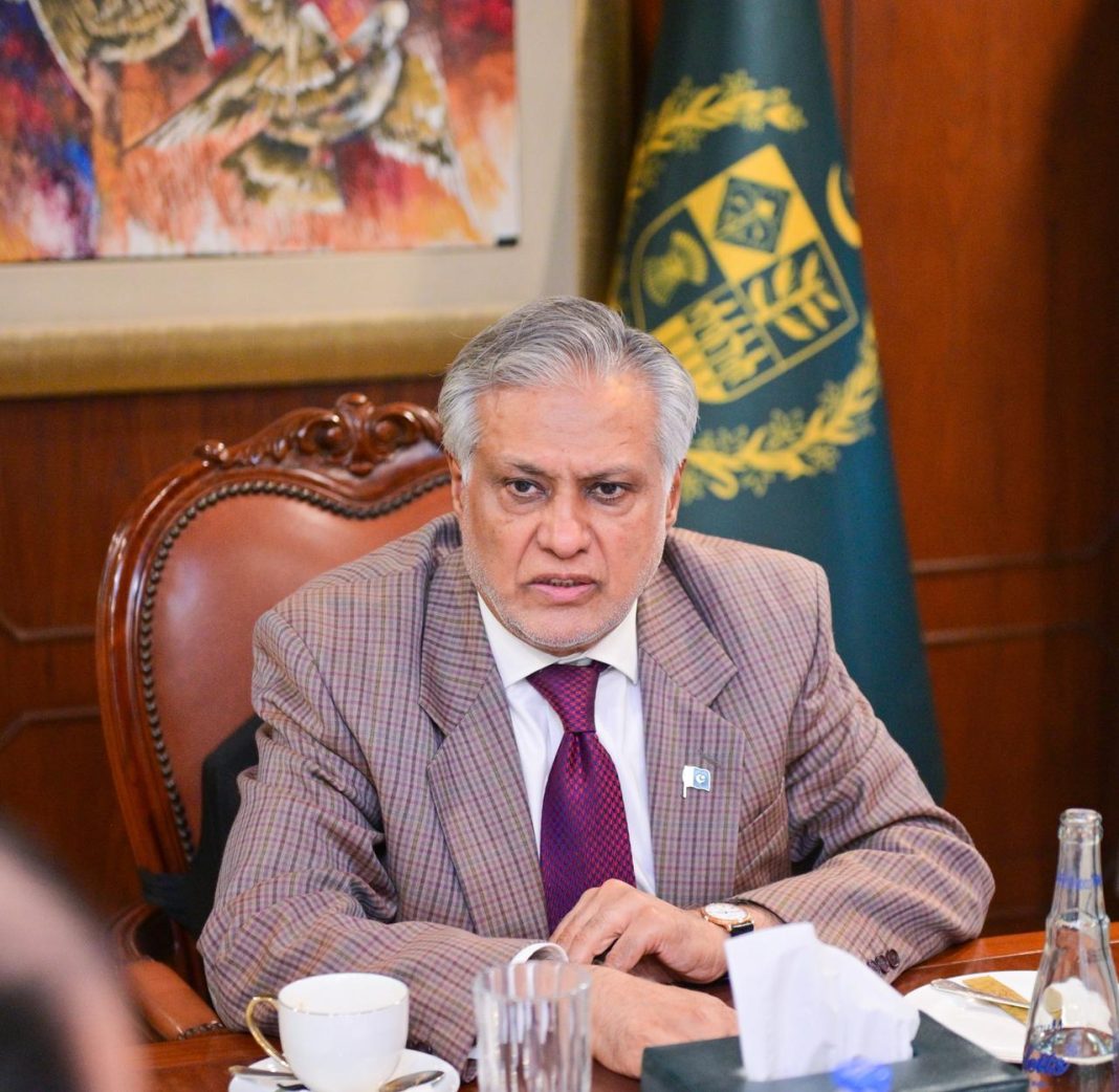 DPM Dar lauds UAE’s constructive diplomatic efforts for regional peace